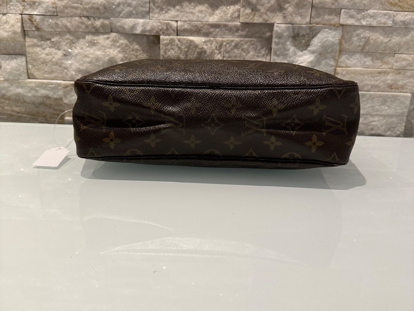 Louis Vuitton Borse da donna: Louis Vuitton Necessaire - Nr. 1150 – Usato da Hittnau venduto da LuxAndMore 4