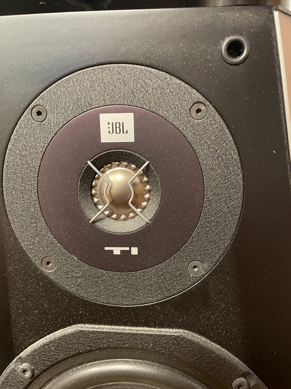 JBL Haut-parleurs: Boxen JBL Ti1000 – D'occasion à Domat/Ems par 01Mani 4