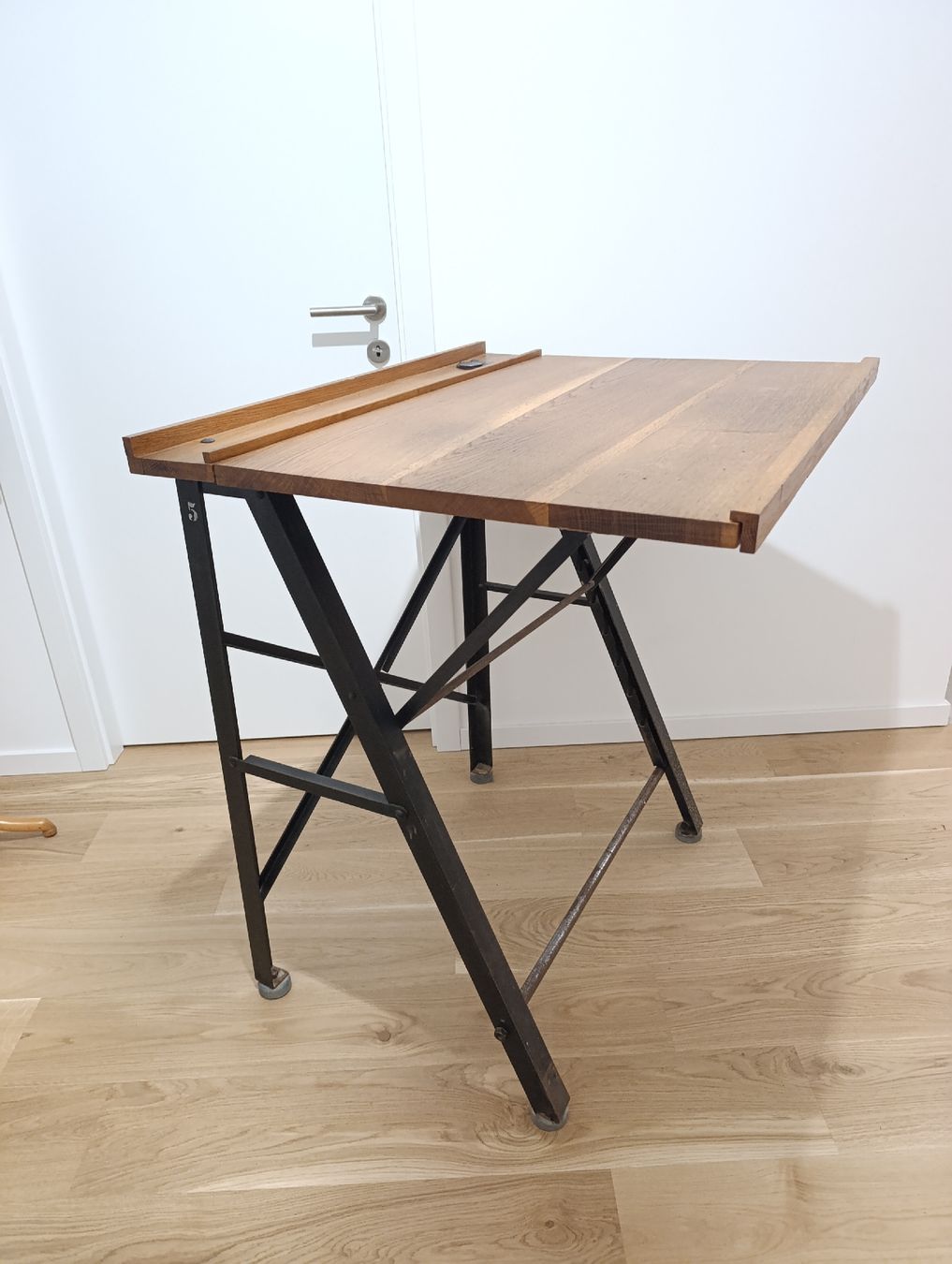Bureaux: table de dessin vintage – D'occasion à Unterseen par Pernod52 2