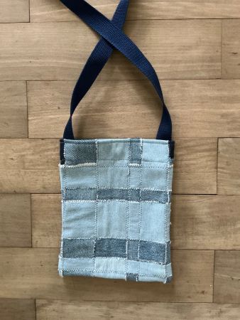 Jeans Upcycling Umhängetasche, neu!