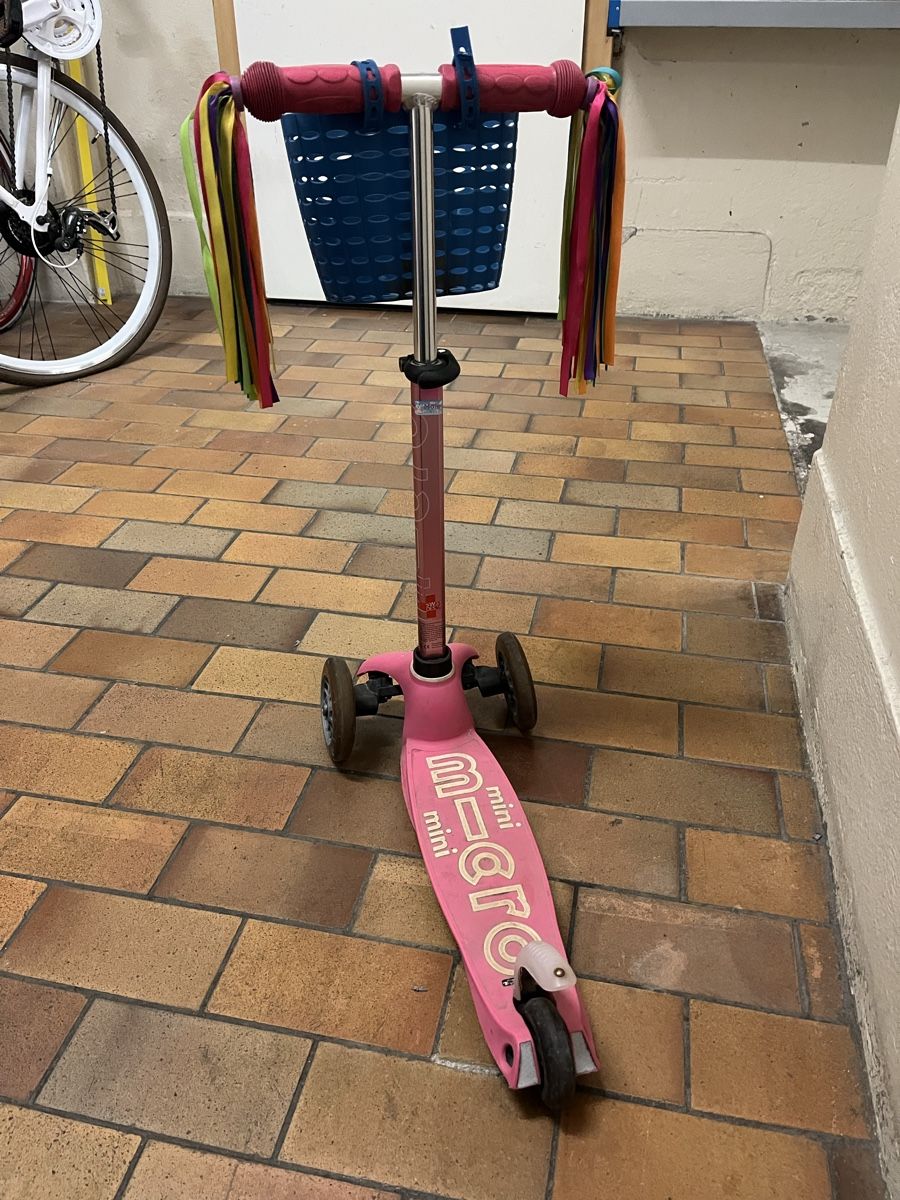 Micro Kickboard: Micro Mini Scooter – Gebraucht aus Zürich von Deyaso 2