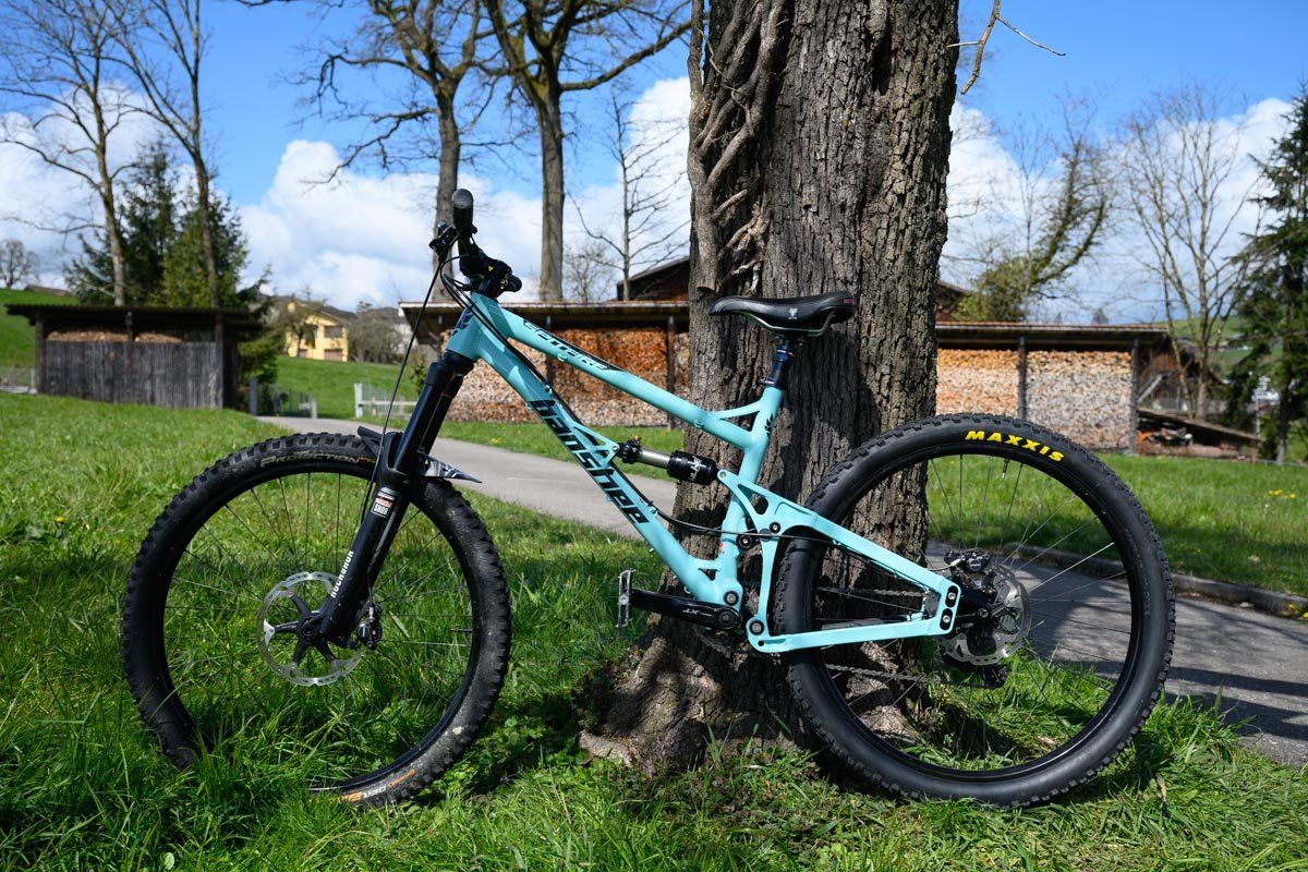 Biciclette: Banshee Spitfire V2 - Custom Enduro MTB – Usato da Adligenswil venduto da Essixx
