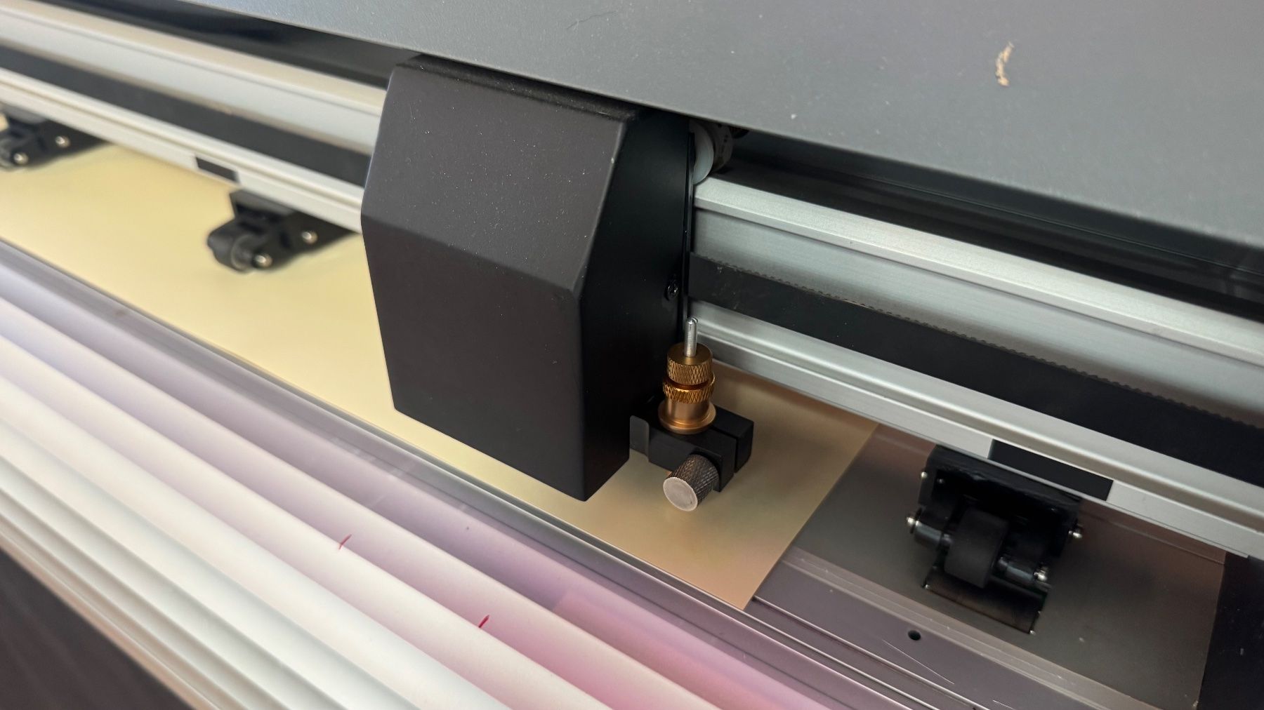 Drucker: Schneideplotter mit Ständer Breite 160cm guter Zustand – Gebraucht aus Ottenbach von msc_dg8t 2