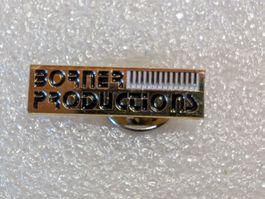 Ansteckpin 284: Borner Productions