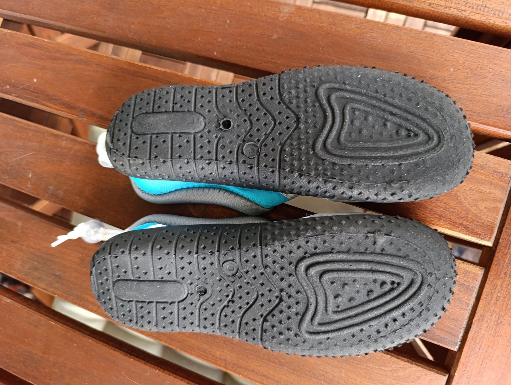 Scarpe per ragazzi: Schwimm Schuhe, Gr. 35 – Usato da Zürich venduto da mir_2kjl 4