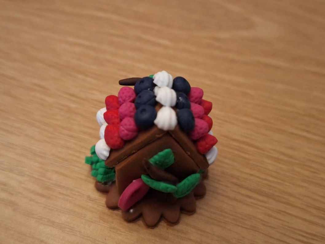 Case e mobili per bambole: Handmade Beerenhäuschen – Nuovo (secondo la descrizione) da Zürich venduto da HandmadeTinyFood 4