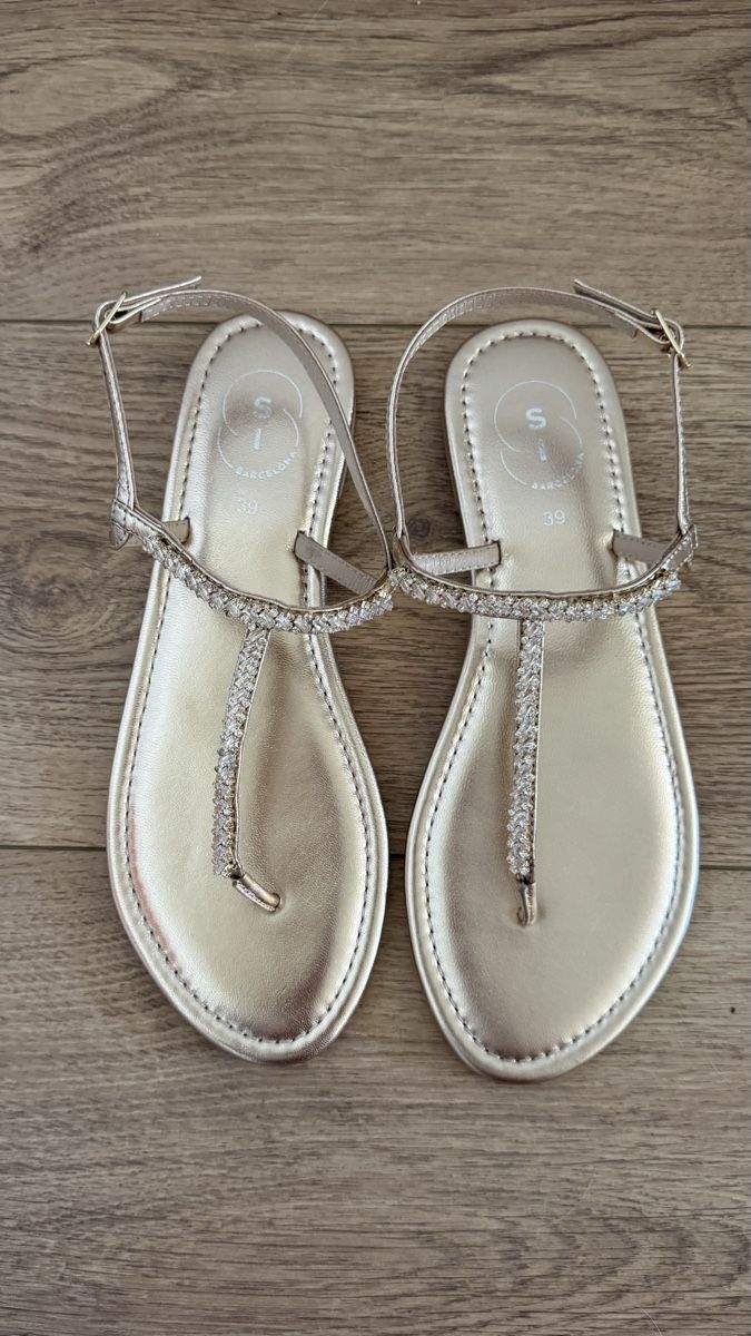 Chaussures femmes: Ledersandalen mit Steinen. Neu – Neuf avec emballage d'origine à Schaffhausen par R_Muzh 1