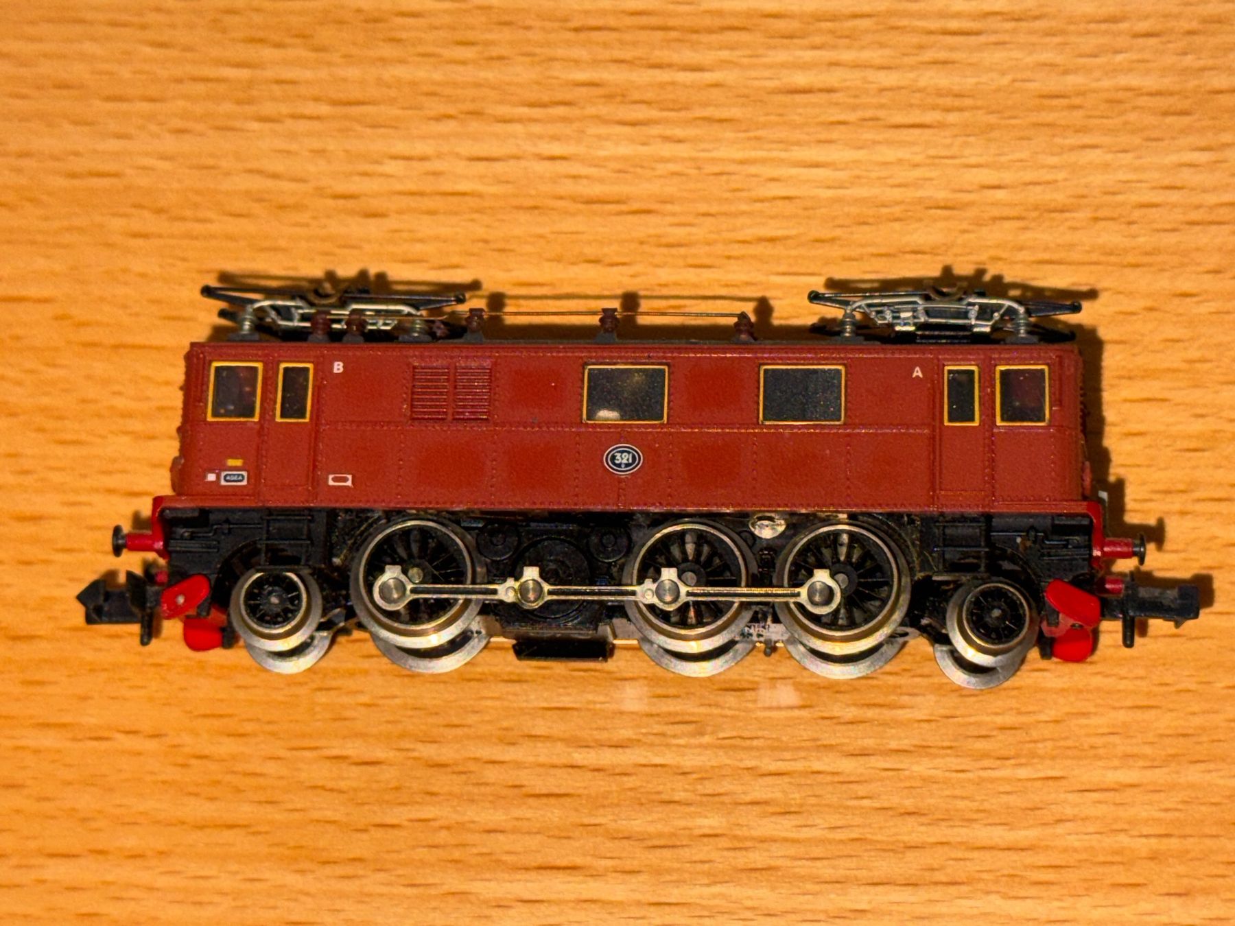 Fleischmann Modellini di ferrovie: Fleischmann Piccolo N 7368 E-Lok 321 – Usato da Kaiseraugst venduto da winnetou04