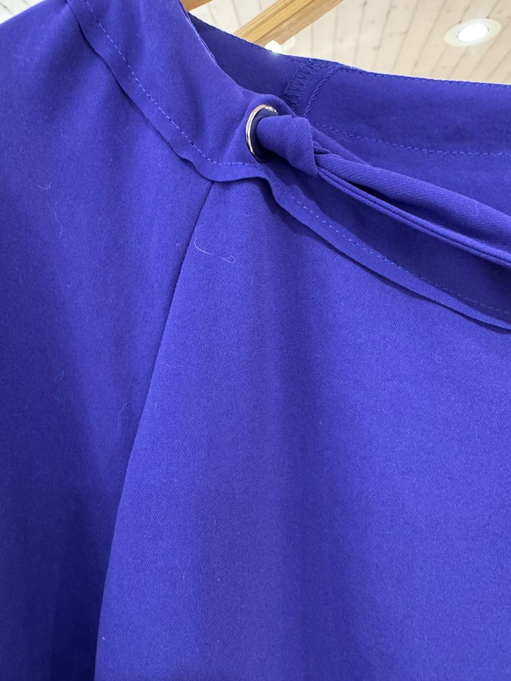 Marc Cain Camicette: Marc Cain Bluse, Gr. 36, Lila – Nuovo (secondo la descrizione) da Oberrohrdorf venduto da maggys15 2