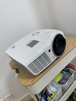 Projecteur / projector Vivitech