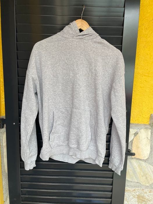 Maglioni & Felpe: Kinder Junge/Unisex Hoodie Hellgrau 170 – Usato da Bergdietikon venduto da antovale