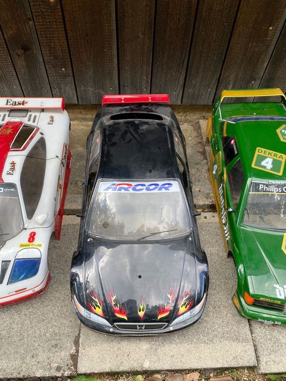 voitures télécommandées thermiques