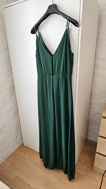 Kleider: Ball/evening gown M – Gebraucht aus Basel von kai_2d7g 1