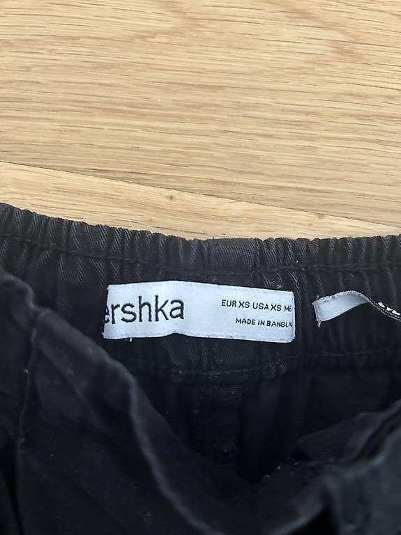 Bershka Pantaloni: Bershka Cargo Hosen – Usato da Münsingen venduto da klo_bvb2 1