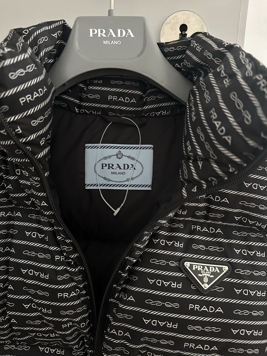 Prada Jacken: Prada jacket  – Neu (gemäss Beschreibung) aus Kirchberg SG von Natzss 2