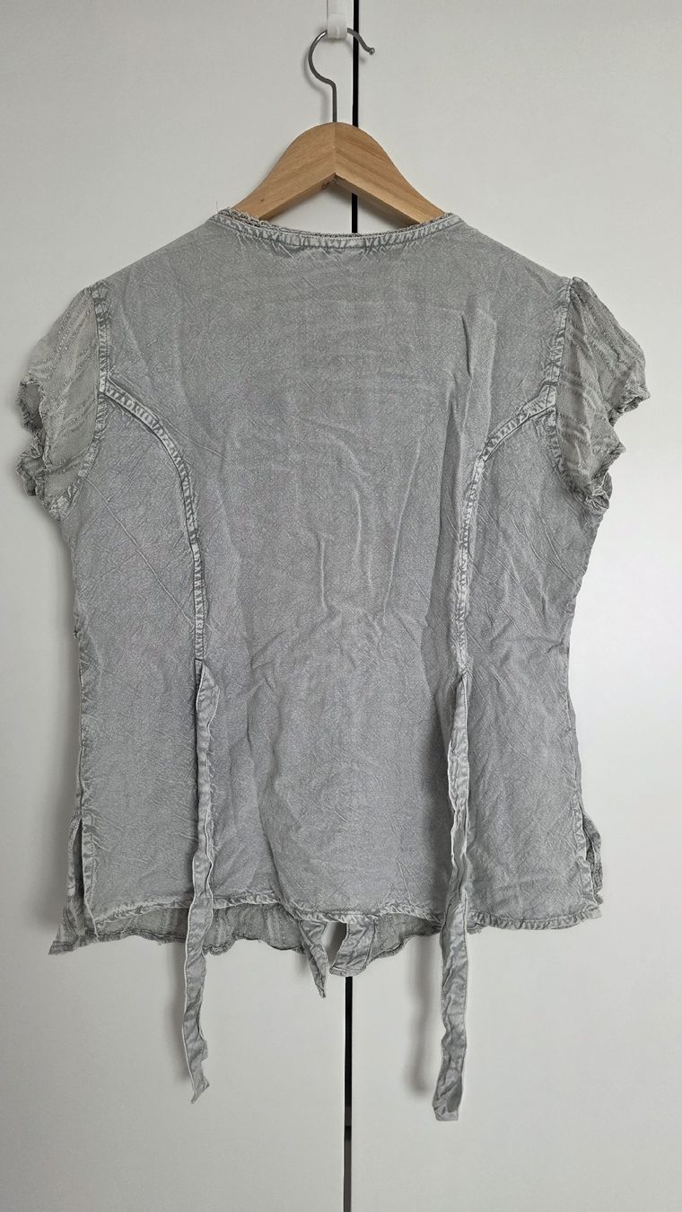 Top: Romantisches Shirt Grün Gr. M – Usato da Wettingen venduto da Francesca011 1
