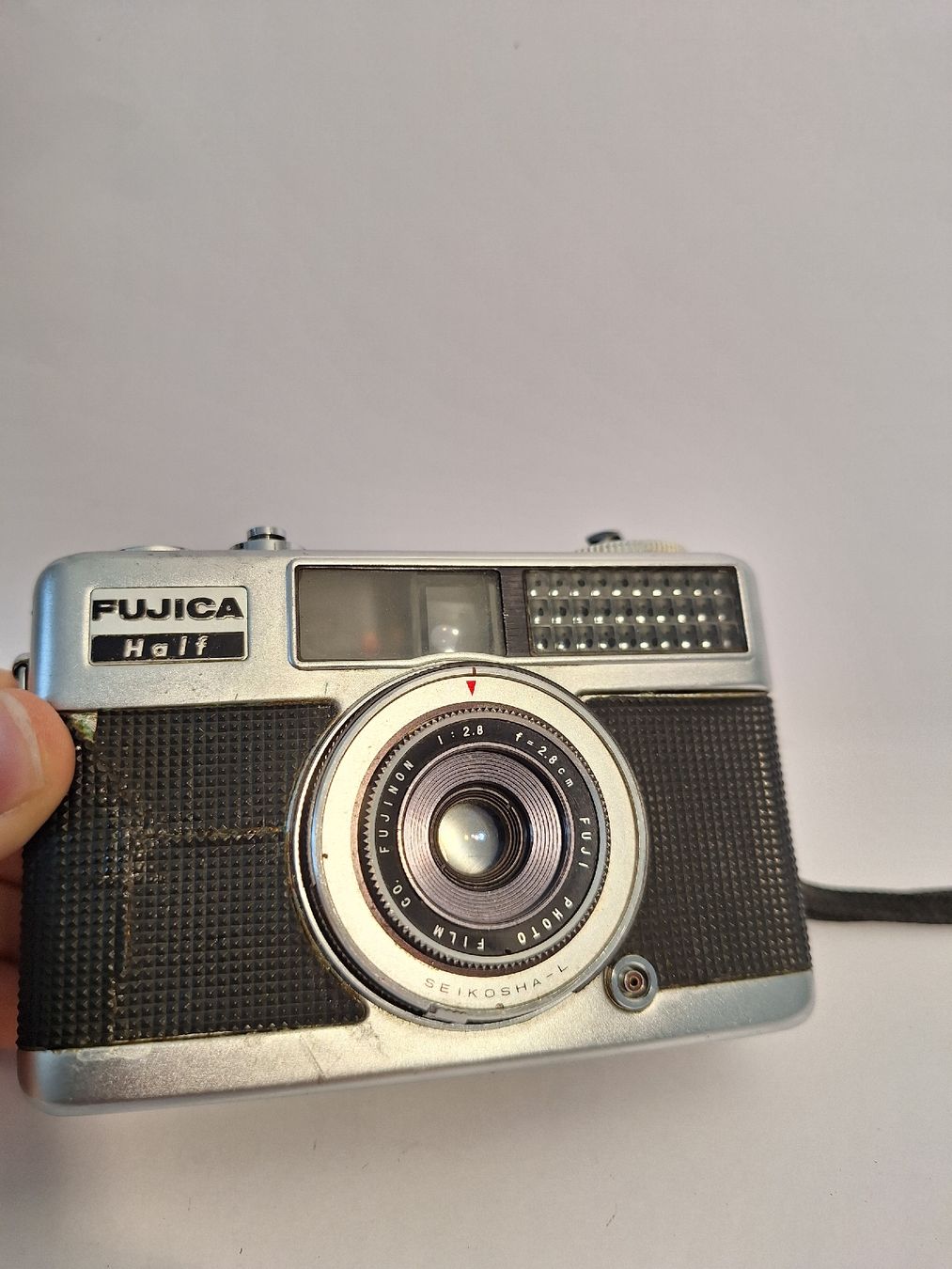 Fujica Fotocamera: Fujica 35mm Half‑Frame Camera 2.8cm f/2.8  – Usato da Pfäffikon SZ venduto da TobyPeterson 1