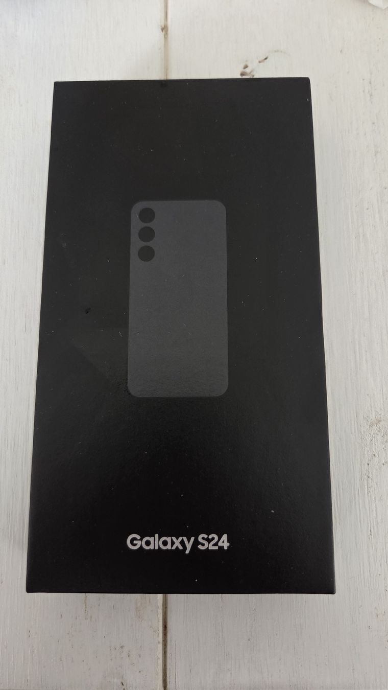 Samsung Telefoni cellulari / Smartphones: Verkaufe einwandfreier Samsung S24 – Nuovo (secondo la descrizione) da St. Gallen venduto da Pafra85 4