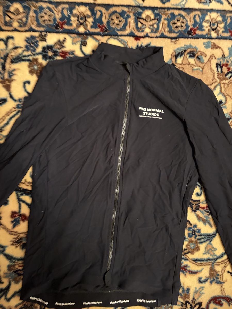 Pas Normal Studios Canottiere & Pantaloni: Pas Normal Studios M Long sleeve Jeraey – Nuovo (secondo la descrizione) da Zürich venduto da von_sj9s 1