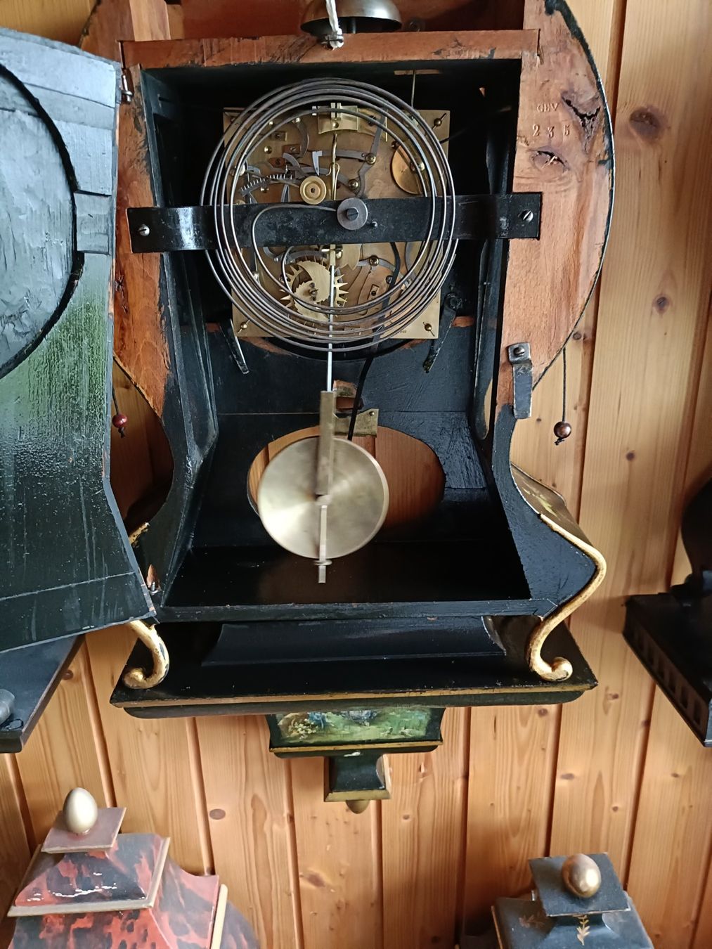 Swiss Orologi: NEUENBURGER PENDULE UM 1810 – Usato da Ennetmoos venduto da brunhildenb 7