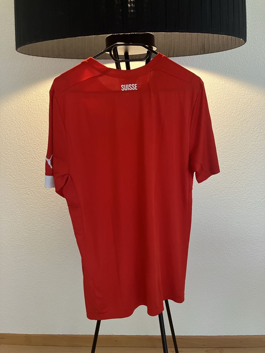 Puma Canottiere & Pantaloni: Schweizer Nationalmannschaft Trikot – Usato da Wiesendangen venduto da Luan_24 1