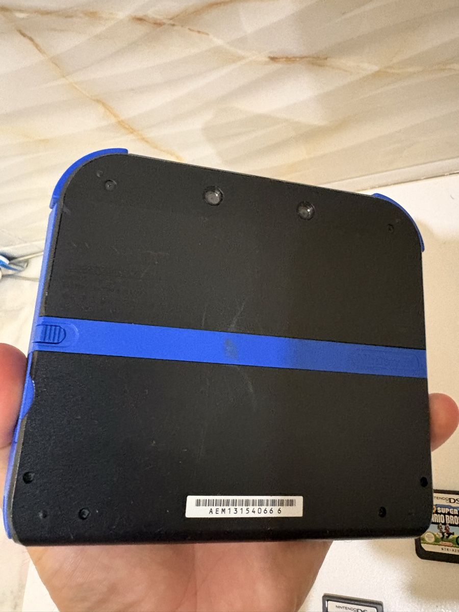 Nintendo Console: Nintendo 2ds + 7 jeux + chargeur  – Usato da Dompierre FR venduto da PRiT_Madara 4
