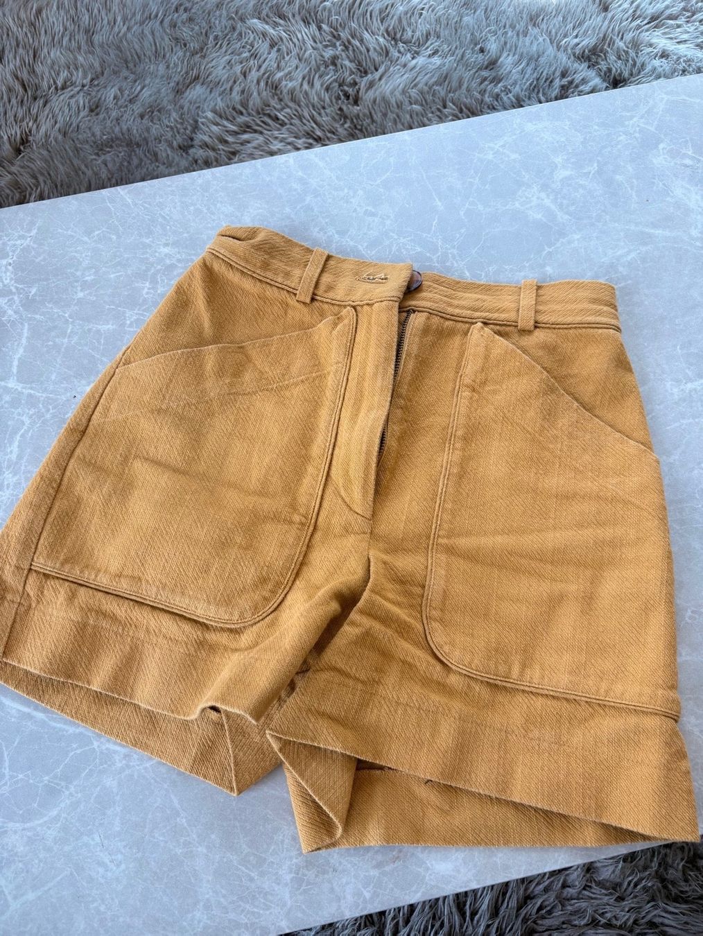 Sezane Pantalons: SÉZANE SHORTS – D'occasion à Bern par saendi95