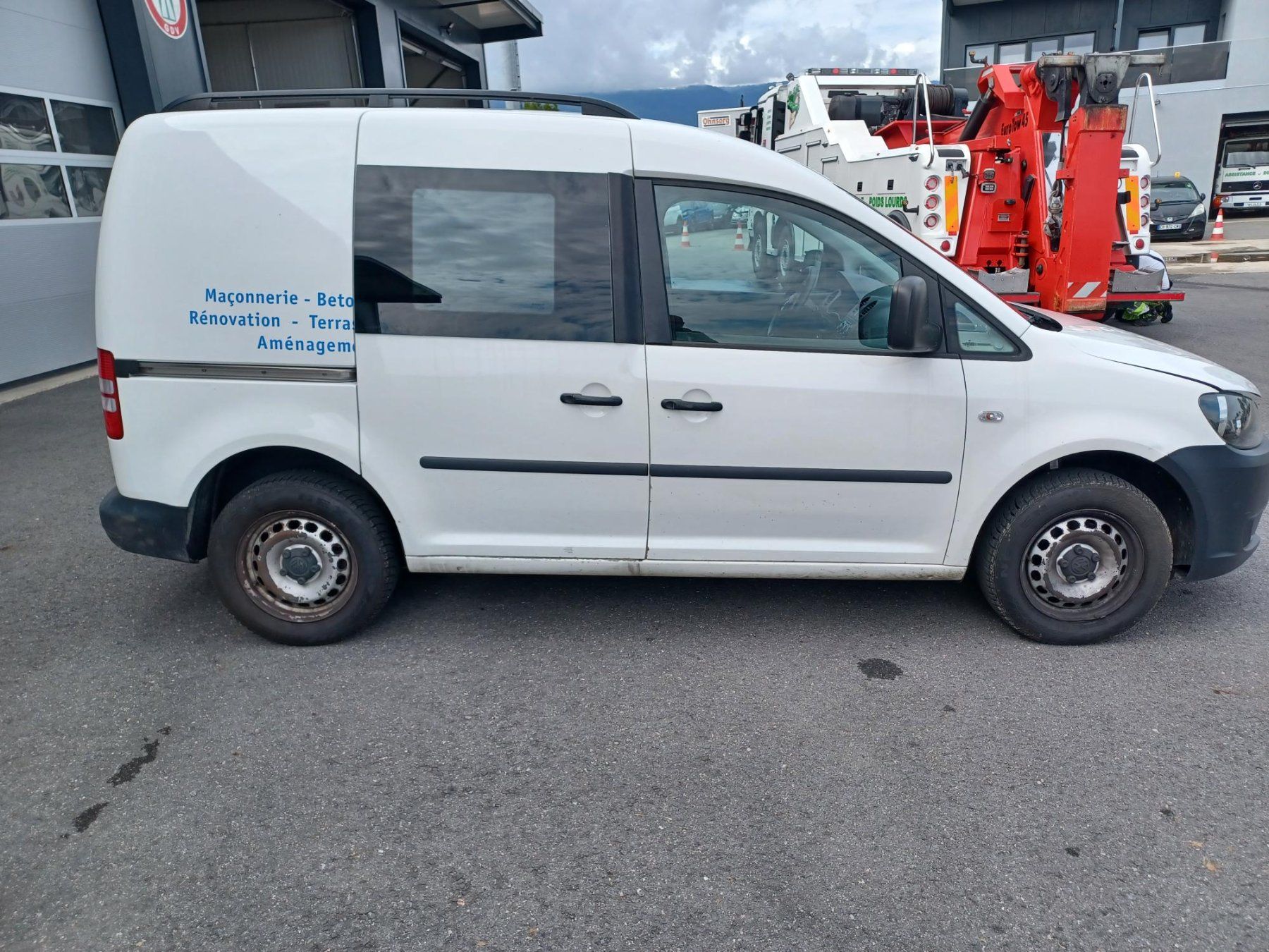 VW Véhicules utilitaires: VW Caddy 1.6 BMT – D'occasion à Yverdon-les-Bains par  4
