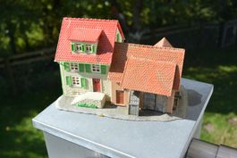KIBRI H0 BAUERNHAUS MIT STALL