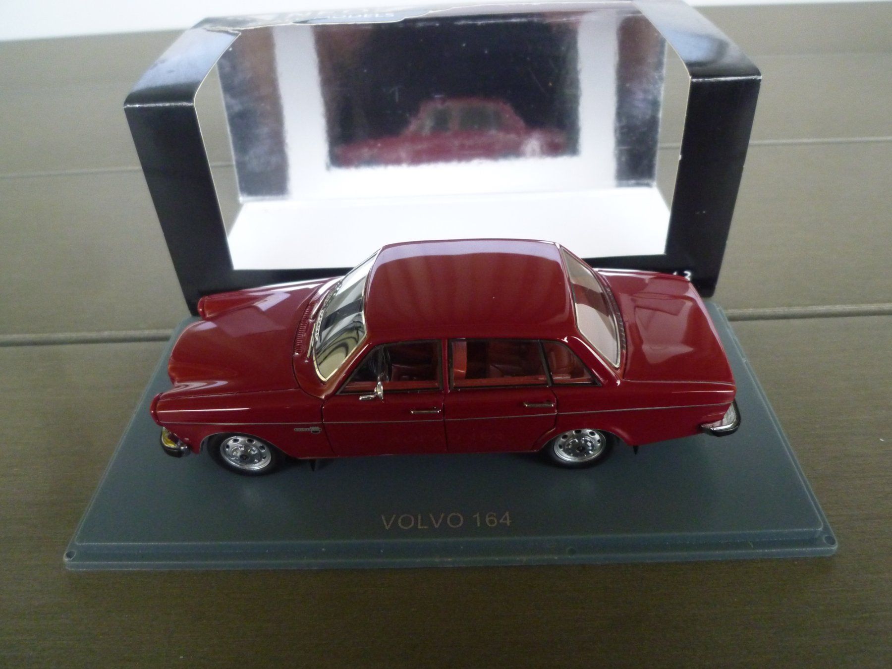 Volvo Modellini d'auto: Volvo 164 – Nuovo e nell'imballaggio originale da Flawil venduto da Imperiosud 1