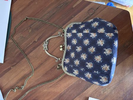 Handtasche Vintage Blumenmuster mit Kette neuwertig