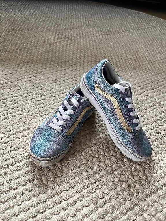 Vans Scarpe per ragazze: Schöne Mädchen-Vans, fast neu, Grösse 32.5 – Usato da Bern venduto da danigro