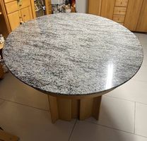 Auszugstisch mit Granitplatten
