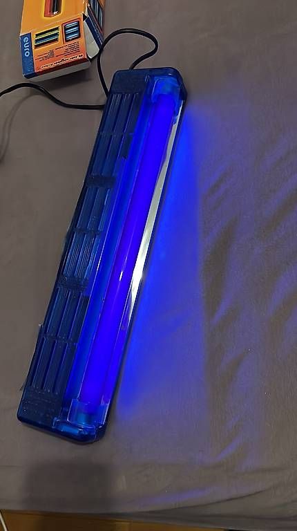 Lampade: UV Röhre – Usato da Neuenkirch venduto da Waschbaerbauch 2