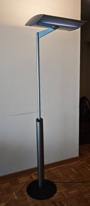 Belux Lampade: BELUX Design-Stehleuchte – Usato da Dübendorf venduto da JamaricoZH 2