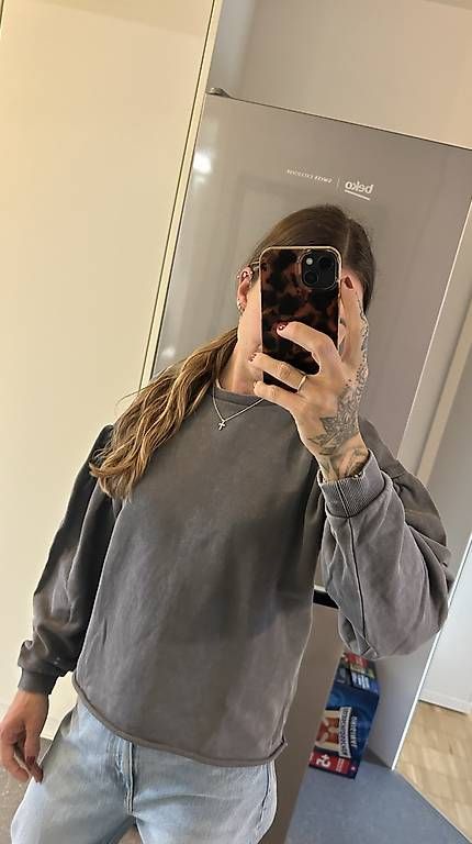 H&M Pullover & Sweatshirts: Sweatshirt – Gebraucht aus Thun von SelinaW1995 4