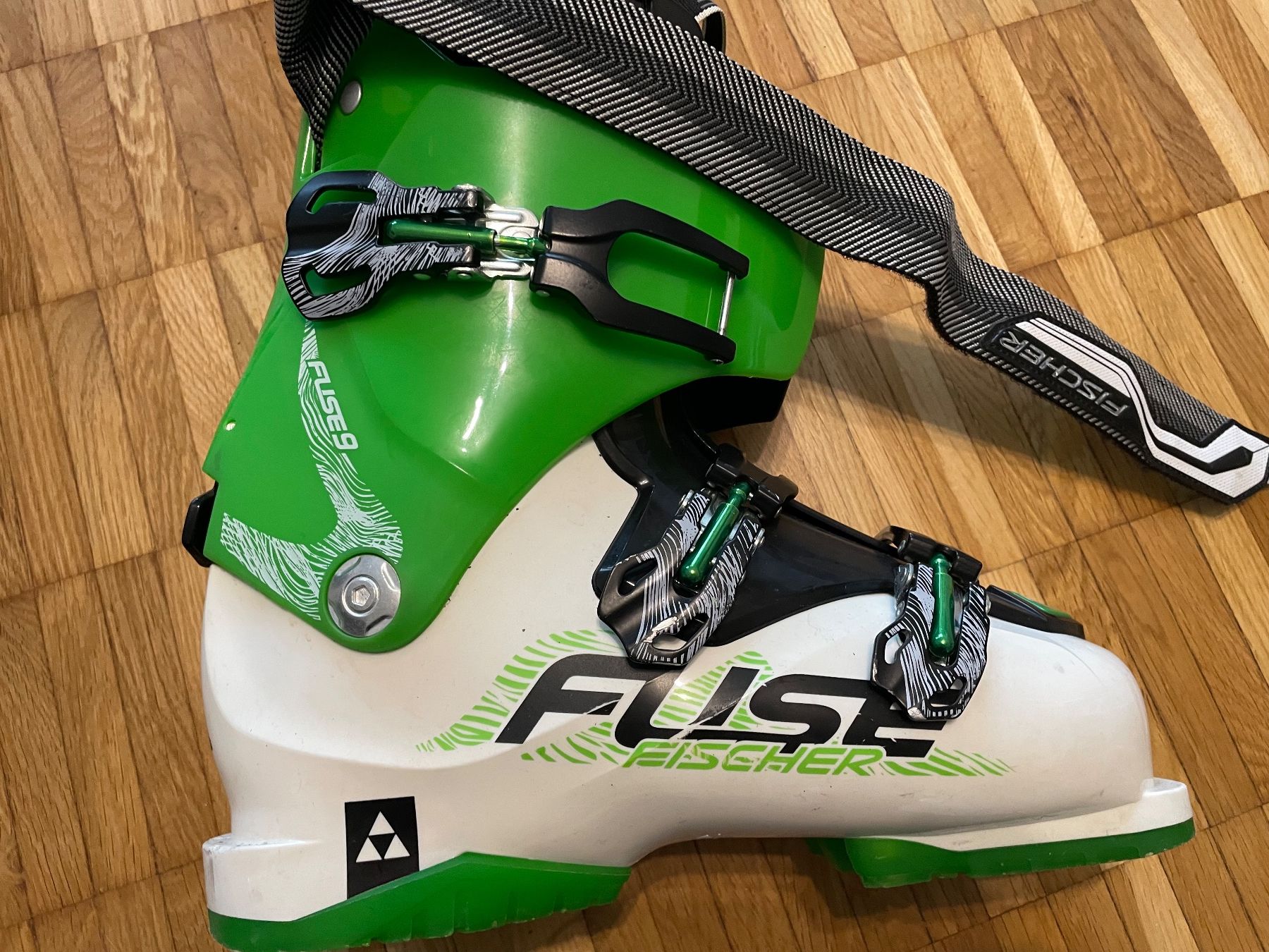 Fischer Herrenschuhe: Fischer skiing boots 42/43 – Gebraucht aus Hünenberg See von jan_gj9z 7