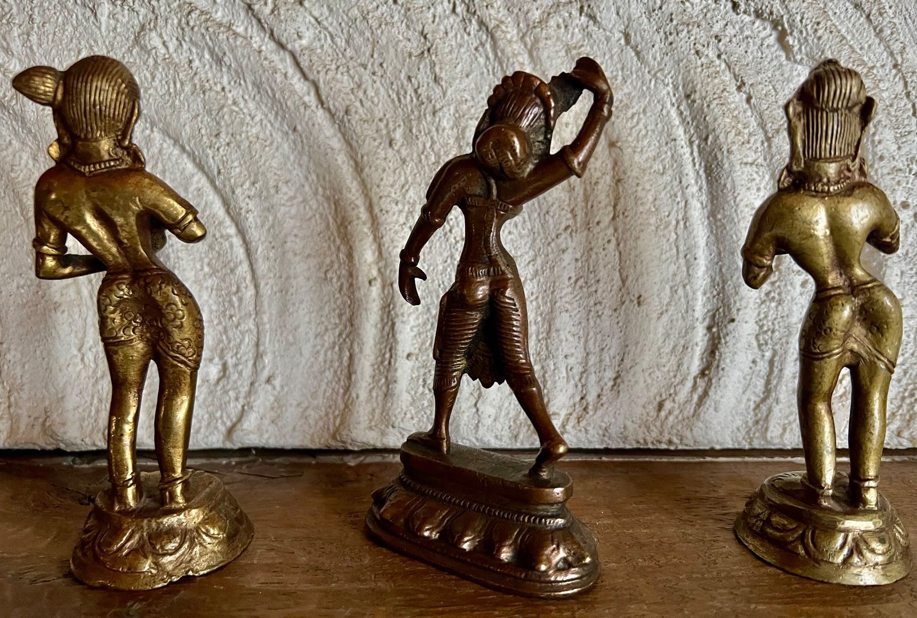 Statuette: 3 Messingfiguren indische Tänzerinnen Set – Usato da Unterseen venduto da bid2buy 1