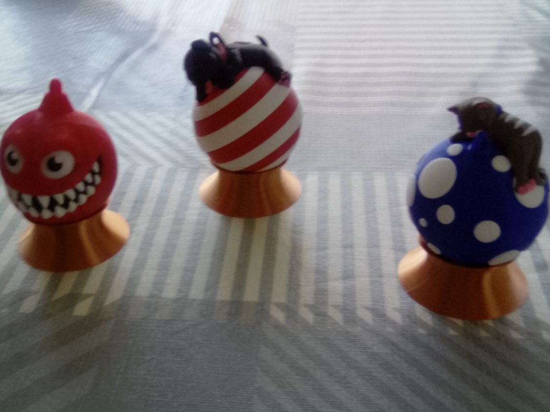 Tutte le decorazioni: 3 Kugeln,Dekoration,Kunststoff – Nuovo (secondo la descrizione) da Hofstetten SO venduto da wer_52gh