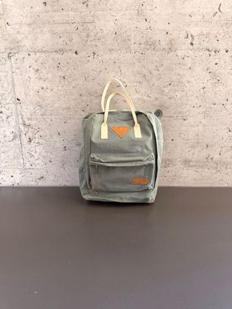 Anvvar Rucksack/Backpack grün