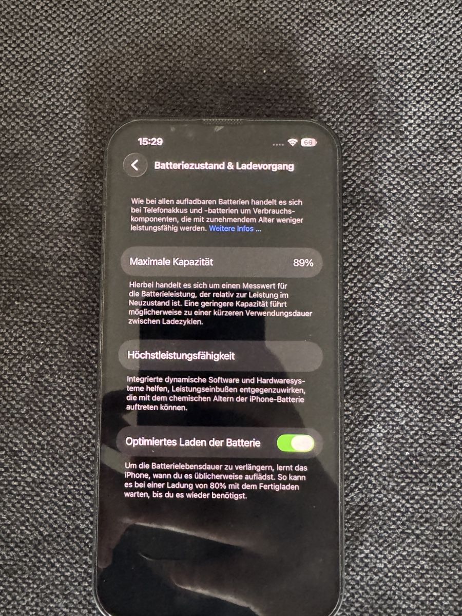 Apple Portables: iPhone 14 256GB // 89% Akku – D'occasion à Seengen par TonicX 2