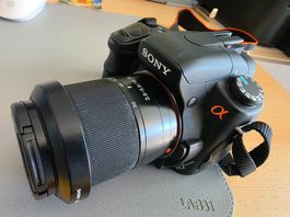 Sony A200 - Dig.Spiegelreflexkamera (2 Objektiven + Blitz)