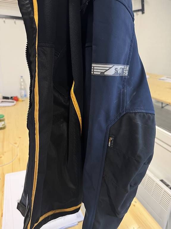 Giacche: Snikers Softshelljacke – Usato da Zuzwil SG venduto da opp_hx2k 2