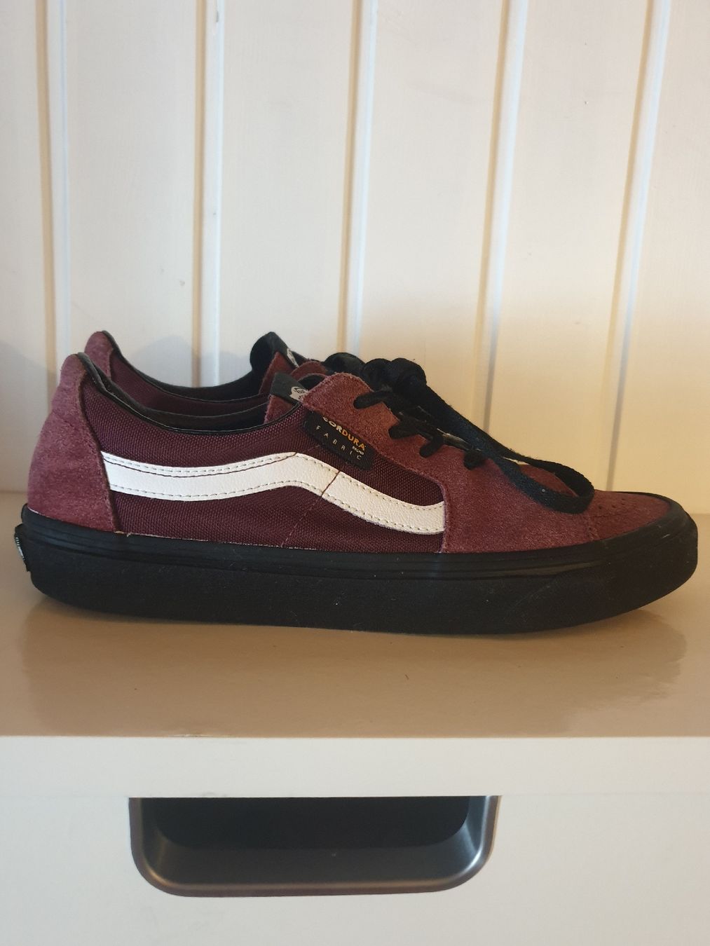 Vans Scarpe da uomo: Baskets Vans rouges taille 42 bon état – Usato da Rennaz venduto da nunofilipe13 2