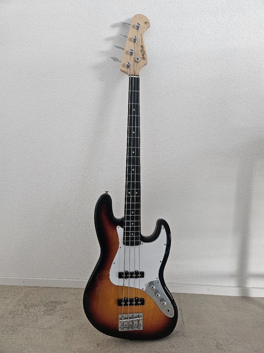 Harley Benton Musikinstrumente: Harley Benton Bass – Gebraucht aus Unterkulm von paddyK