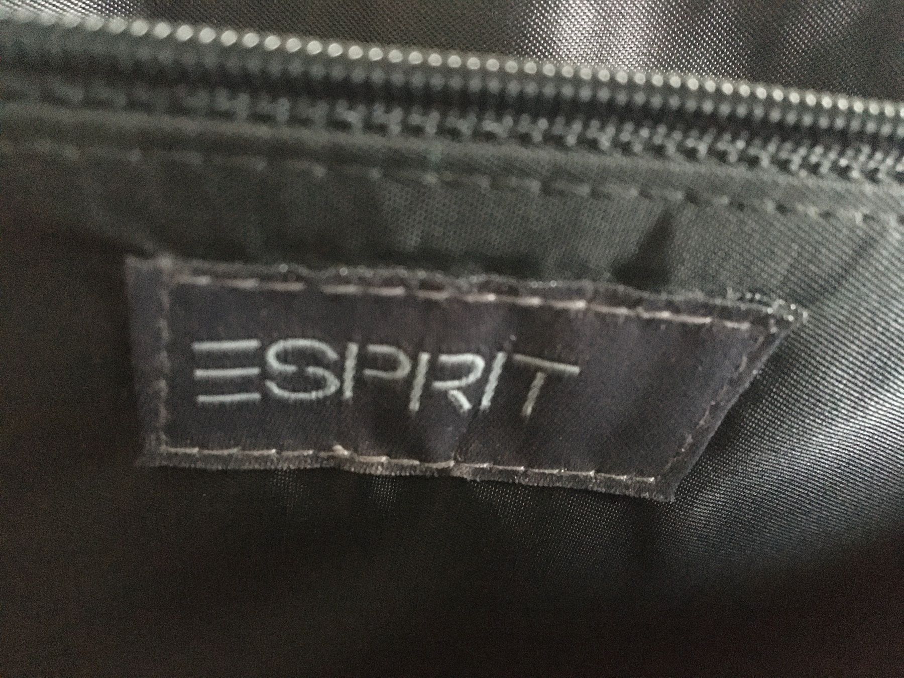 Esprit Borse: Tasche – Nuovo (secondo la descrizione) da Kriens venduto da cha_5yhb 2