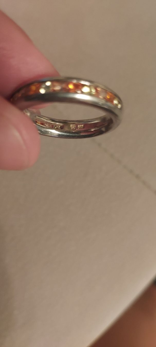 Thomas Sabo Anelli: Thomas Sabo Silberring mit Steinchen – Usato da Liestal venduto da swary007 2