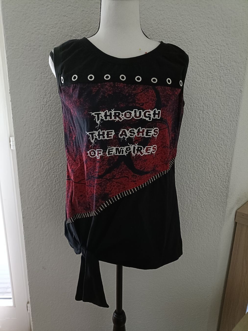 Top: Handmade Top Jersey Gr. 40/42 – Nuovo (secondo la descrizione) da Näfels venduto da CH.Kchlineknopf