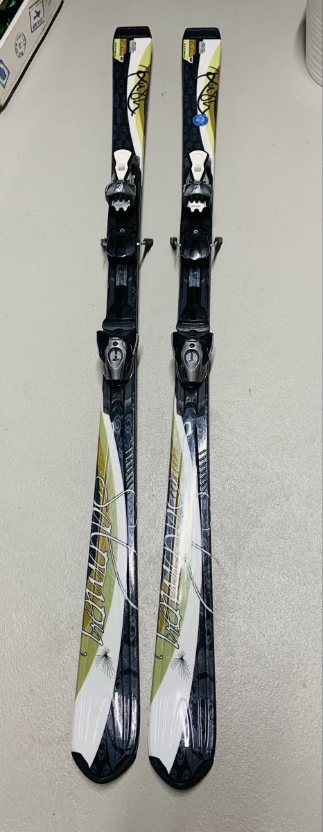 Salomon Sci: Solomon skies 160 – Usato da Zürich venduto da Angela_Fashion_Lover 1