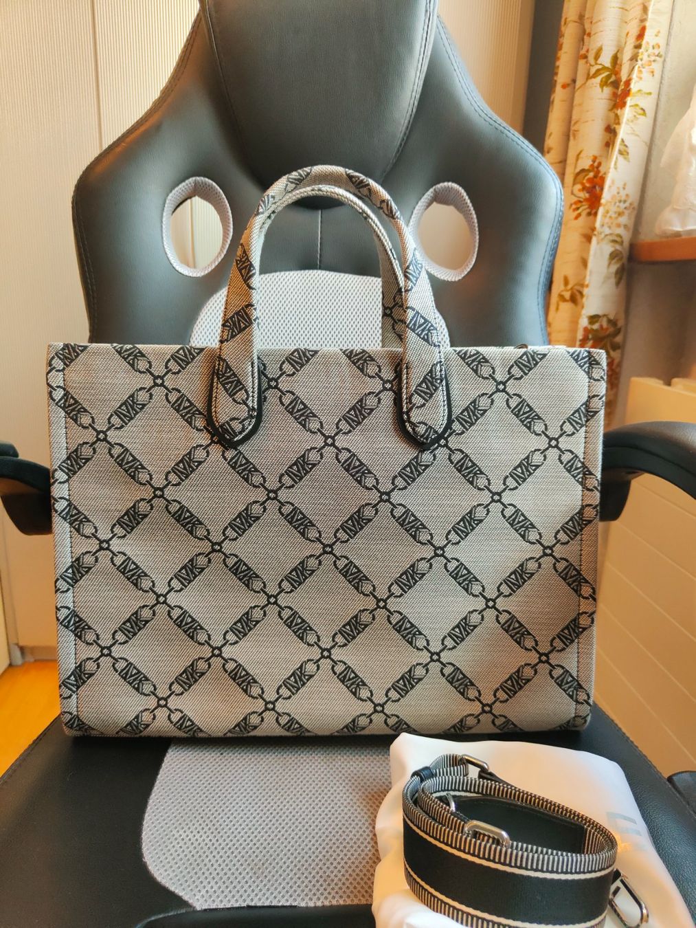 Michael Kors Borse da donna: Michael koes – Usato da Hausen AG venduto da dar_gt8p 2